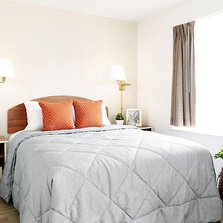 Intown Suites Extended Stay Greensboro Nc - Lanada Esterno foto