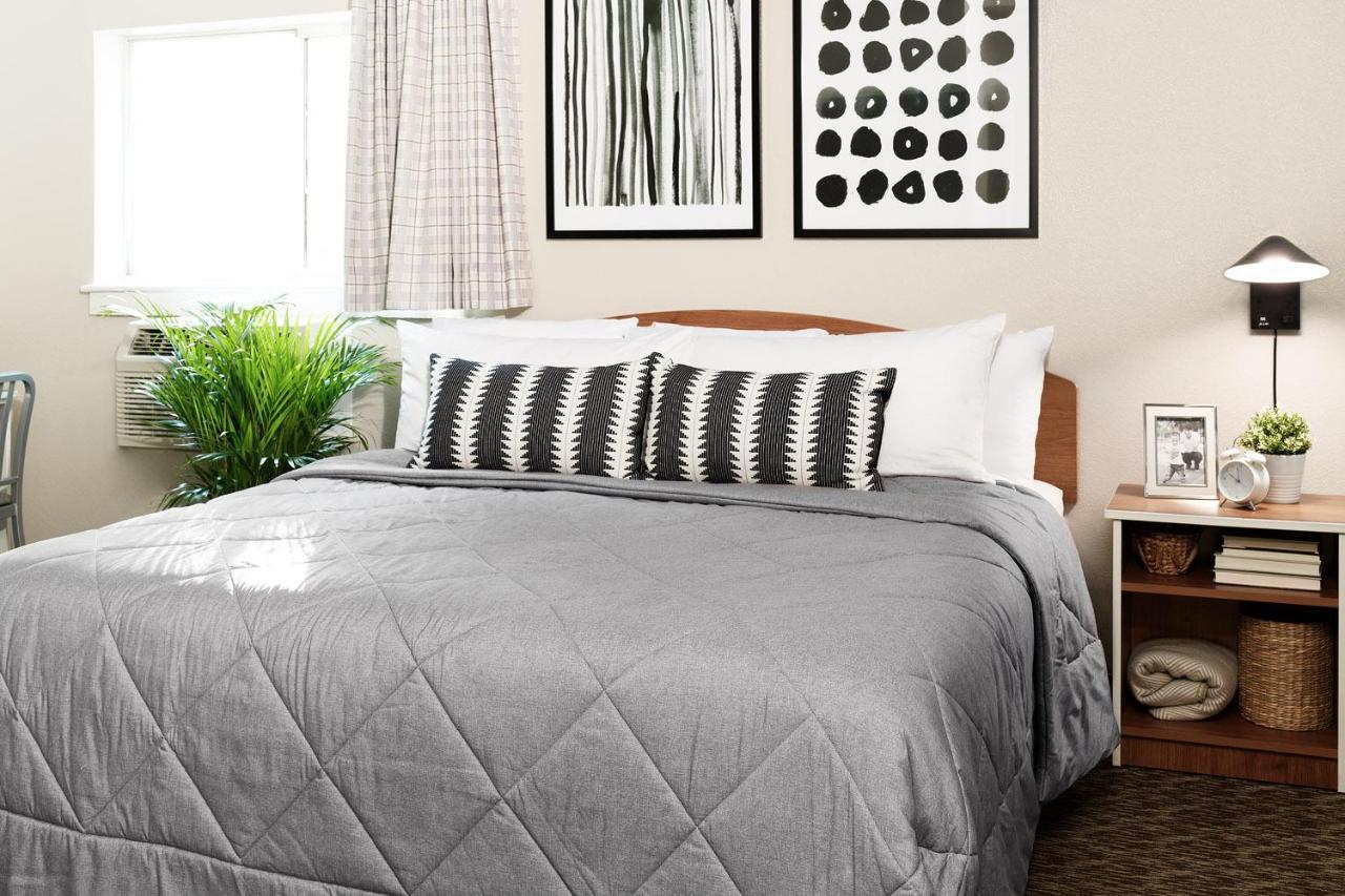 Intown Suites Extended Stay Greensboro Nc - Lanada Esterno foto