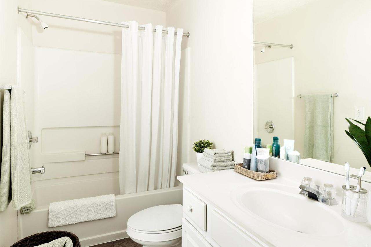 Intown Suites Extended Stay Greensboro Nc - Lanada Esterno foto