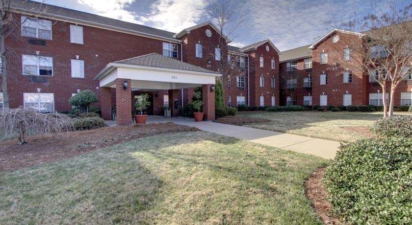 Intown Suites Extended Stay Greensboro Nc - Lanada Esterno foto