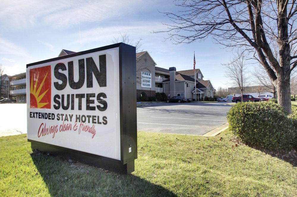 Intown Suites Extended Stay Greensboro Nc - Lanada Esterno foto